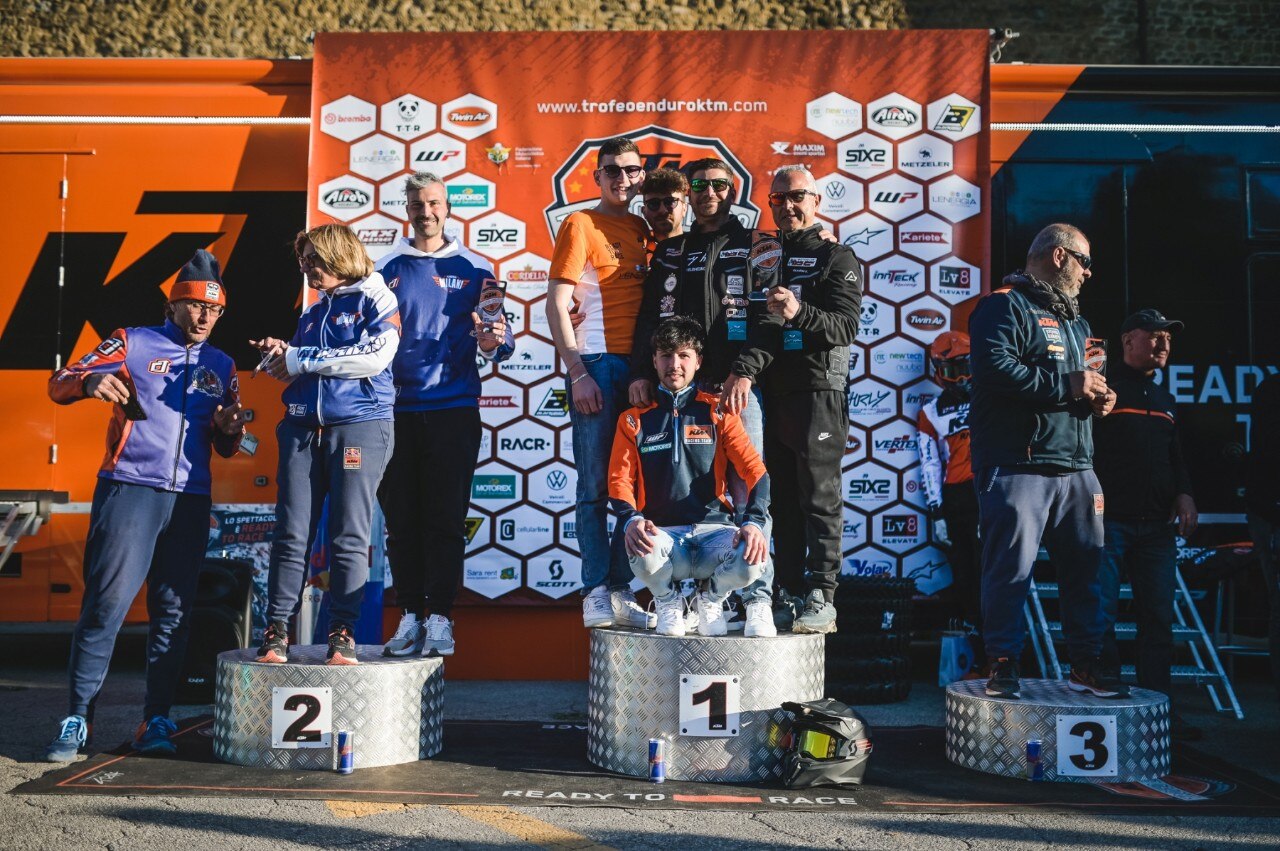 Il Trofeo Enduro KTM 2022 inizia con numeri record
